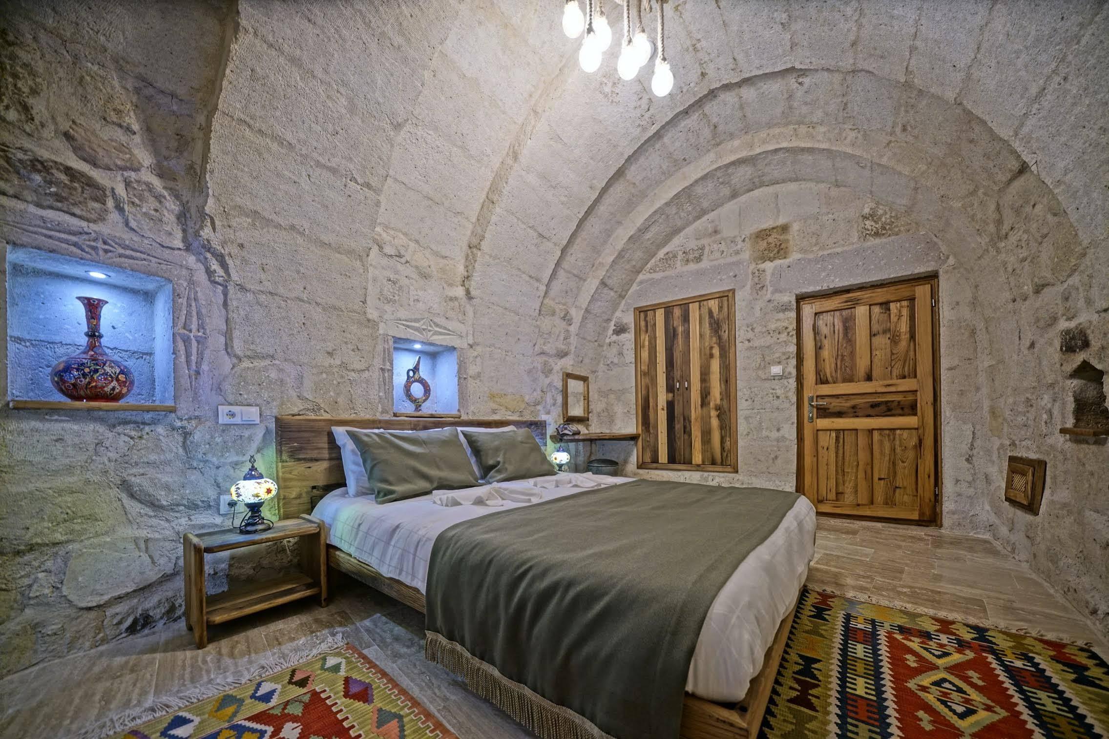Vigneron Cave Hotel Nevşehir Bagian luar foto