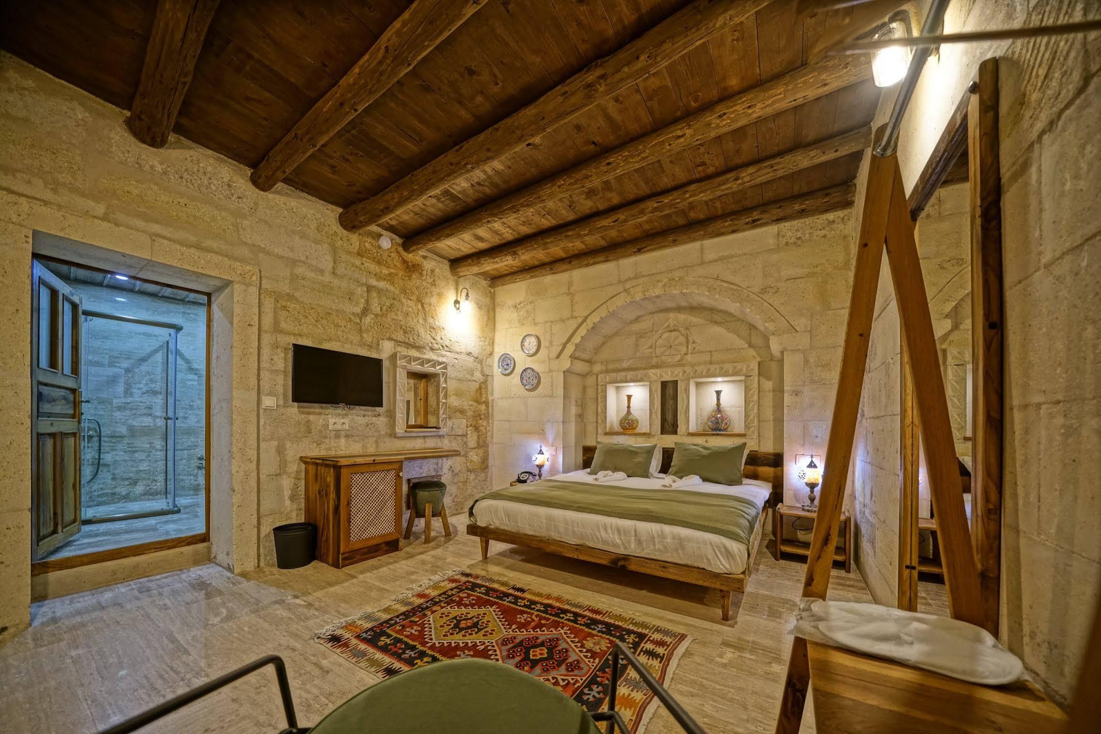 Vigneron Cave Hotel Nevşehir Bagian luar foto